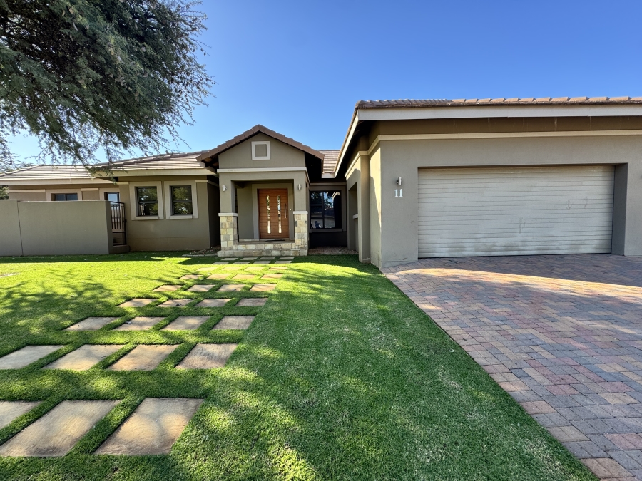 To Let 3 Bedroom Property for Rent in Wilkoppies North West